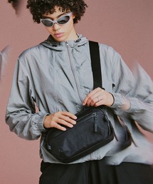 Aer（エアー）の「Aer DAY SLING 4 X-PAC エアー デイスリング ミニショルダーバッグ クロスボディバッグ（ショルダーバッグ）」
