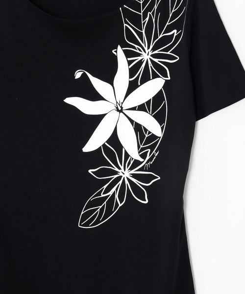 Maunaloa(マウナロア)の「【Maunaloa】ティアレリーフTシャツ(Tシャツ/カットソー・レディース・ブルー/オフホワイト/ブラック・L/M/XL)」の5枚目の写真