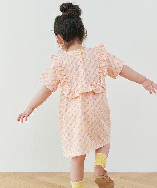 moimoln（モイモルン）の「【吸汗速乾】幾何学柄フリル半袖ワンピース（ワンピース・キッズ・ピンク・80ｃｍ/90cm/100cm/110cm/120cm/130cm）」の12枚目の写真
