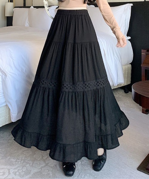 mielu(ミエル)の「フリルティアードスカート(スカート・レディース・ホワイト/ブラック・LARGE/MEDIUM)」の5枚目の写真