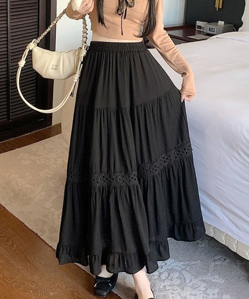 mielu(ミエル)の「フリルティアードスカート(スカート・レディース・ホワイト/ブラック・LARGE/MEDIUM)」の6枚目の写真