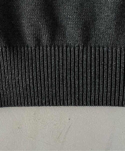 KAIKO(カイコー)の「KAIKO knit polo shirt(ニット/セーター・メンズ・ダークグレー・2)」の2枚目の写真