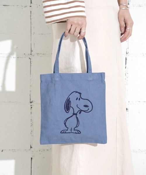 Vintage PEANUTS（ビンテージピーナッツ）の「"09"≪Vintage PEANUTS≫1ポケット キャンバス 刺繍 ミニ トートバッグ（トートバッグ・レディース・アイボリー/ネイビー・ONE SIZE）」の8枚目の写真