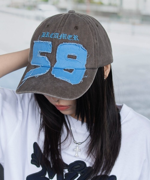 WEGO（ウィゴー）の「WEGO/【26年春夏新作】ナンバリングアップリケキャップ（キャップ・レディース・ブラウン/その他1/スミクロ・FREE）」の3枚目の写真