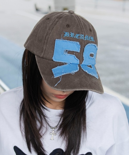 WEGO（ウィゴー）の「WEGO/【26年春夏新作】ナンバリングアップリケキャップ（キャップ・レディース・ブラウン/その他1/スミクロ・FREE）」の5枚目の写真
