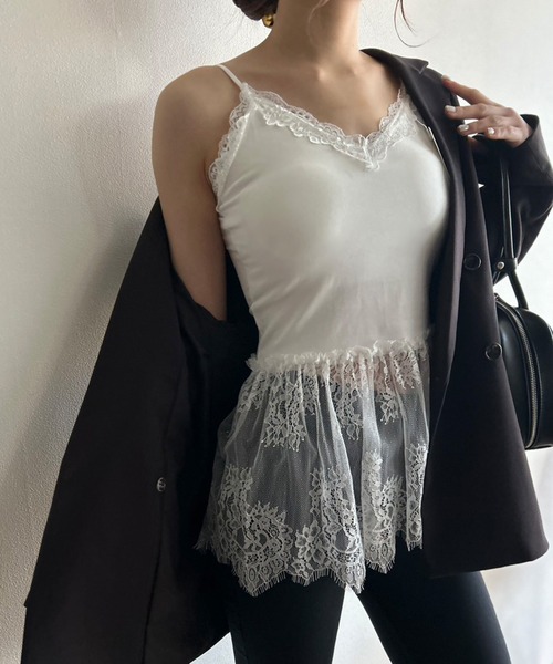 Kotoe(コトエ)の「【カップ付き】 ペプラムレース ブラトップキャミソール(キャミソール・レディース・ホワイト/ブラック・FREE)」の9枚目の写真