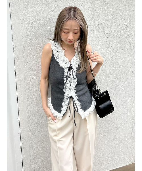 LILY BROWN(リリーブラウン)の「レースフリルコンビカットトップス(Tシャツ/カットソー・レディース・ホワイト/レッド/チャコールグレー・F)」の20枚目の写真