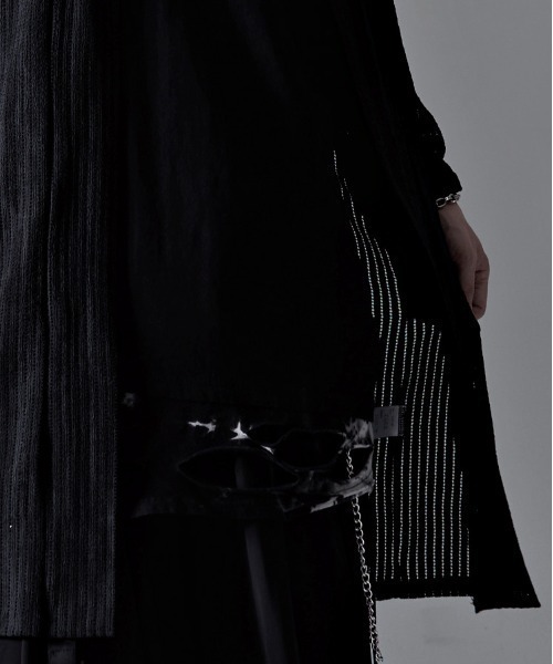 CavariA(キャバリア)の「『CavariA/キャバリア』汚し加工はしご編みショール7分袖ガウン(Tシャツ/カットソー・メンズ・ブラック/ホワイト・XL/L/M)」の12枚目の写真
