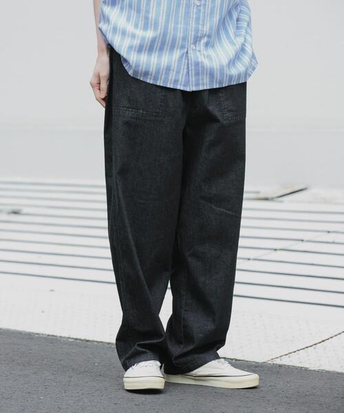 URBAN RESEARCH Sonny Label(アーバンリサーチサニーレーベル)の「接触冷感デニムイージーパンツ(デニムパンツ・メンズ・ライトインディゴブルー/インディゴブルー/ブラック・MEDIUM/LARGE)」の8枚目の写真