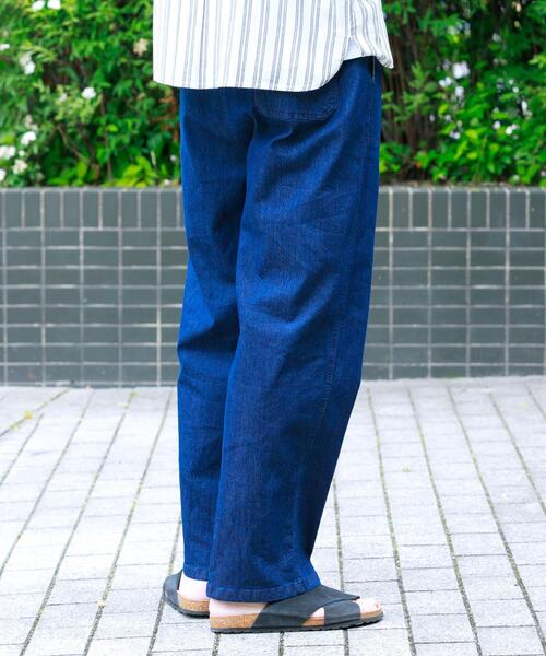 URBAN RESEARCH Sonny Label(アーバンリサーチサニーレーベル)の「接触冷感デニムイージーパンツ(デニムパンツ・メンズ・ライトインディゴブルー/インディゴブルー/ブラック・MEDIUM/LARGE)」の14枚目の写真