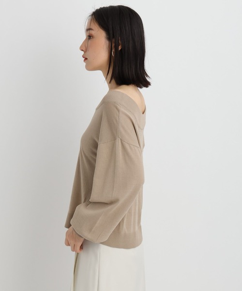 Andemiu(アンデミュウ)の「シアーオフショルニット671656(ニット/セーター・レディース・ブラック/ベージュ/レッド・FREE)」の15枚目の写真
