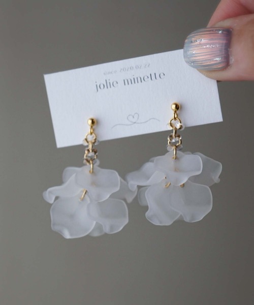 CERCA(チェルカ)の「jolie minette/ボリューム フリル キラキラ ピアス/アレルギー対応サージカルステンレス(ピアス(両耳用)・レディース・ライトピンク/ホワイト/グレイッシュブルー/ライトイエロー・FREE)」の7枚目の写真