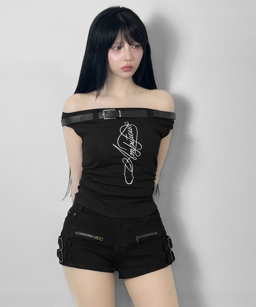FOLLOWIN（フォロウィン）の「ベルトポイントロゴオフショルトップス（Tシャツ/カットソー・レディース・ブラック/グレー・FREE）」の19枚目の写真