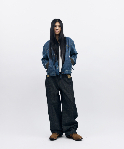 AAKAM（アーカム）の「Ribbed Denim Zip-Up Jacket (Blue)（デニムジャケット・レディース・その他・1/2）」の4枚目の写真