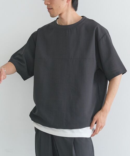 CRAFT STANDARD BOUTIQUE(クラフトスタンダードブティック)の「接触冷感/吸水速乾/UVカット Fluxaire 半袖シャツプルオーバー(Tシャツ/カットソー・メンズ・グレイッシュベージュ/ネイビー/ブラック/チャコールグレー・M/L)」の2枚目の写真