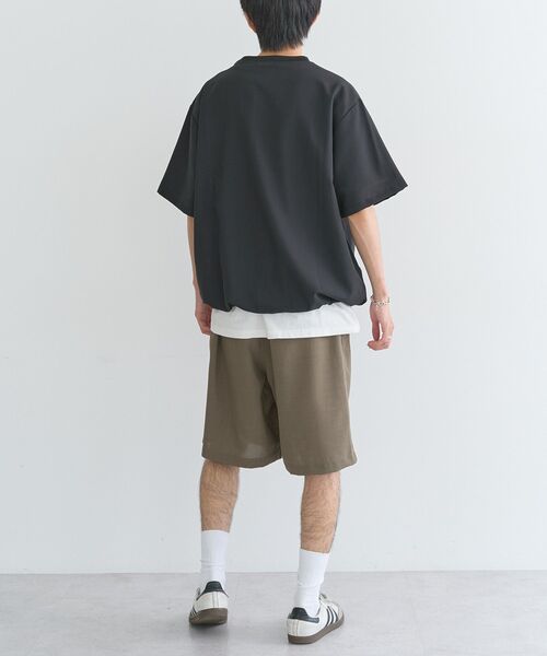 CRAFT STANDARD BOUTIQUE(クラフトスタンダードブティック)の「接触冷感/吸水速乾/UVカット Fluxaire 半袖シャツプルオーバー(Tシャツ/カットソー・メンズ・グレイッシュベージュ/ネイビー/ブラック/チャコールグレー・M/L)」の16枚目の写真