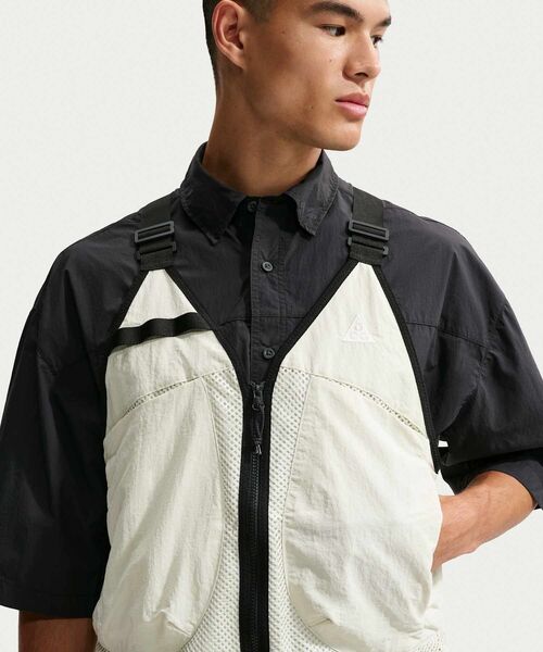 ACG(エィシージー)の「ナイキ ACG "Dolomiti" ベスト / Nike ACG "Dolomiti" Vest IM4252-020 Sea Glass(ベスト・メンズ・グリーン系その他2・M/L/S)」の3枚目の写真