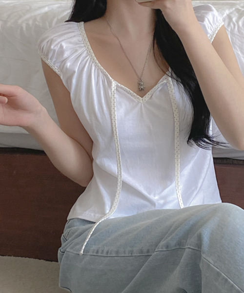 VIVID LADY(ビビッドレディー)の「ドットリボン パフスリーブ半袖トップス(Tシャツ/カットソー・レディース・チャコールグレー/ホワイト/ブラック・FREE)」の5枚目の写真
