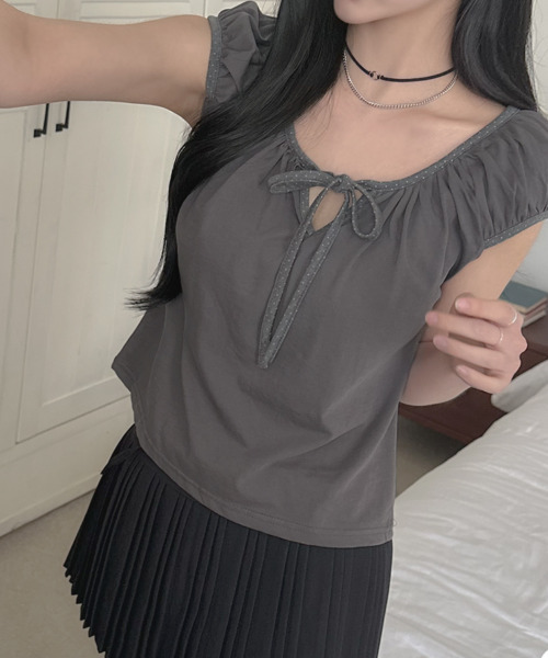 VIVID LADY(ビビッドレディー)の「ドットリボン パフスリーブ半袖トップス(Tシャツ/カットソー・レディース・チャコールグレー/ホワイト/ブラック・FREE)」の10枚目の写真