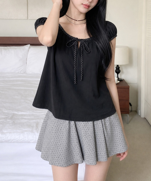 VIVID LADY(ビビッドレディー)の「ドットリボン パフスリーブ半袖トップス(Tシャツ/カットソー・レディース・チャコールグレー/ホワイト/ブラック・FREE)」の17枚目の写真