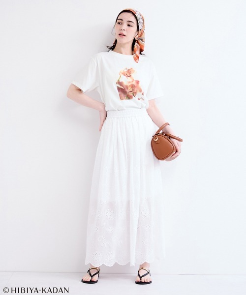 le cercle ADAM ET ROPE'(ルセルクルアダムエロペ)の「日比谷花壇プリントTシャツ(Tシャツ/カットソー・レディース・ホワイト系その他/ホワイト系その他3・FREE)」の12枚目の写真