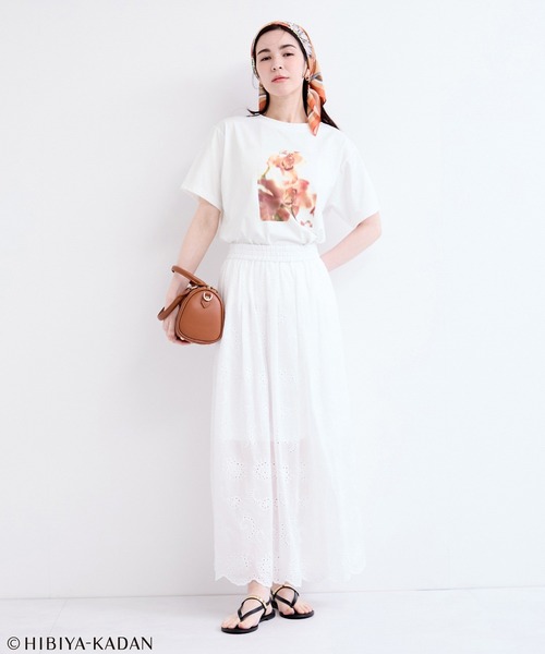le cercle ADAM ET ROPE'(ルセルクルアダムエロペ)の「日比谷花壇プリントTシャツ(Tシャツ/カットソー・レディース・ホワイト系その他/ホワイト系その他3・FREE)」の11枚目の写真