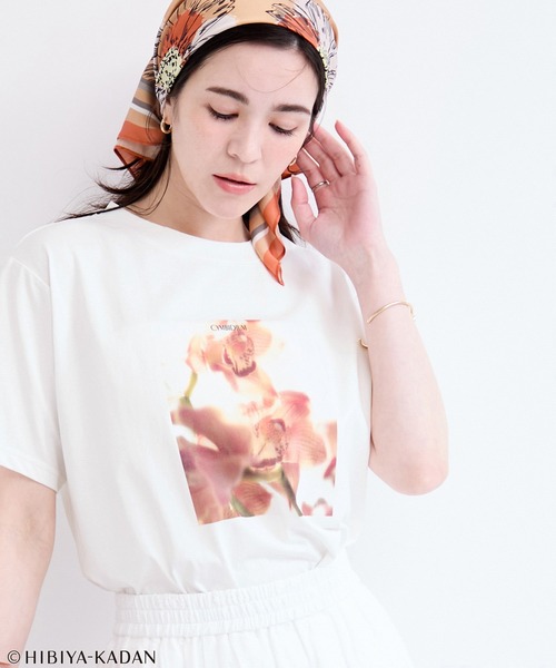 le cercle ADAM ET ROPE'(ルセルクルアダムエロペ)の「日比谷花壇プリントTシャツ(Tシャツ/カットソー・レディース・ホワイト系その他/ホワイト系その他3・FREE)」の6枚目の写真