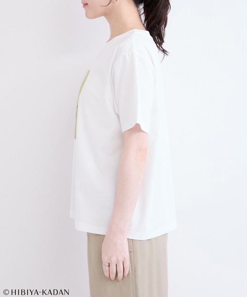 le cercle ADAM ET ROPE'(ルセルクルアダムエロペ)の「日比谷花壇プリントTシャツ(Tシャツ/カットソー・レディース・ホワイト系その他/ホワイト系その他3・FREE)」の4枚目の写真