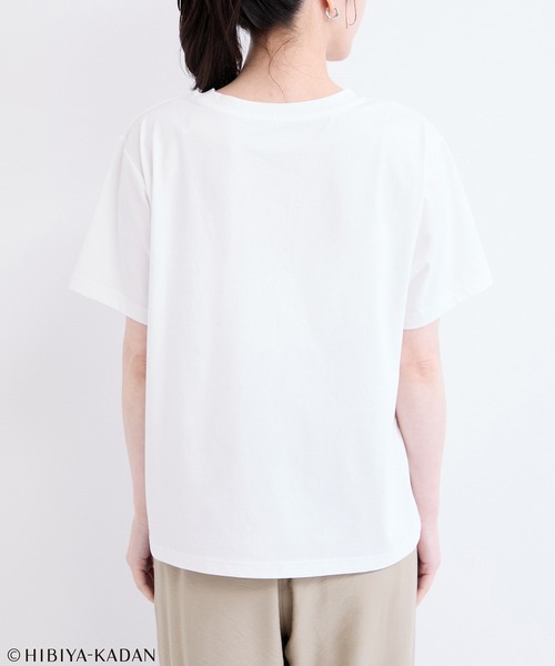 le cercle ADAM ET ROPE'(ルセルクルアダムエロペ)の「日比谷花壇プリントTシャツ(Tシャツ/カットソー・レディース・ホワイト系その他/ホワイト系その他3・FREE)」の3枚目の写真