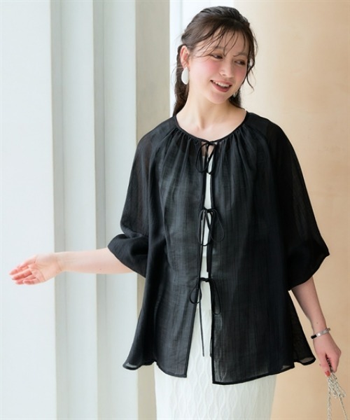 SMILE LAND(スマイルランド)の「<大きいサイズ>リボンデザインゆるシルエットシアーブラウス(シャツ/ブラウス・レディース・ブラック/モーブ系・L/5L/4L/LL/3L)」の10枚目の写真
