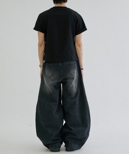 EPNK(イーピーエヌケー)の「Embellished button side slit tee / エンベリッシュトボタンサイドスリットT(Tシャツ/カットソー・メンズ・チャコールグレー/ブラック/杢グレー・MEDIUM/LARGE/SMALL)」の18枚目の写真