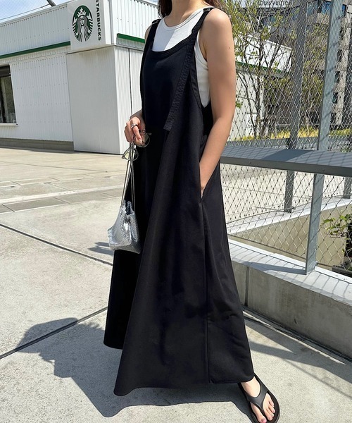 ブラックキャミソールロングワンピース 大人のリラックスモード】Dカンベルト Aラインキャミソールロング
