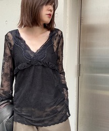 パネルレースブラウス