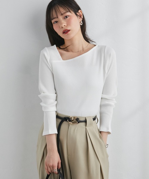 RANAN（ラナン）の「全骨格細見え！アシメネックリブトップス（Tシャツ/カットソー・レディース・チャコール/ホワイト/ブラック/ブラウン・M/LL/L）」の5枚目の写真