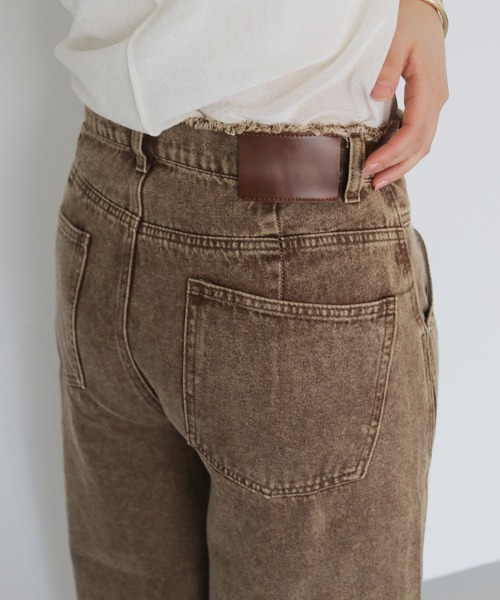 cheriella（シェリエラ）の「【cheriella】ビンテージライクヨークカーブデニムパンツ　VINTAGE-LIKE YOKE DENIM PANTS（デニムパンツ・レディース・ブラウン/ライム/ブラック・FREE）」の8枚目の写真