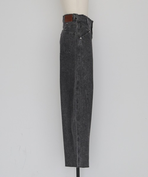 cheriella(シェリエラ)の「【cheriella】ビンテージライクヨークカーブデニムパンツ VINTAGE-LIKE YOKE DENIM PANTS(デニムパンツ・レディース・ブラウン/ライム/ブラック・FREE)」の11枚目の写真