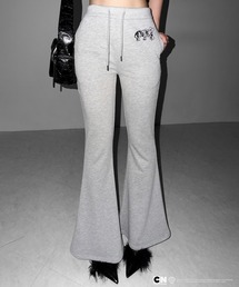 【THE POWERPUFF GIRLS】パワーパフガールズバックレタリングロゴスウェットフレアパンツ / back lettering logo sweat flare pants【 セットアップ着用可能 】
