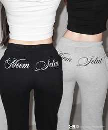 me+em select（ミームセレクト）の「【THE POWERPUFF GIRLS】パワーパフガールズバックレタリングロゴスウェットフレアパンツ   back lettering logo sweat flare pants【 セットアップ着用可能 】（スウェットパンツ）」