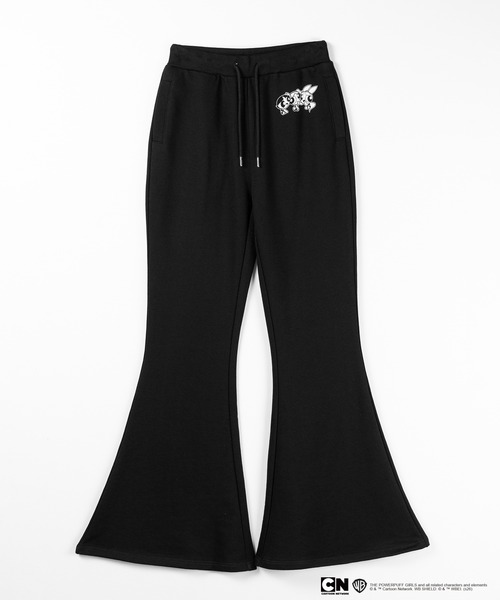 me+em select(ミームセレクト)の「【THE POWERPUFF GIRLS】パワーパフガールズバックレタリングロゴスウェットフレアパンツ / back lettering logo sweat flare pants【 セットアップ着用可能 】(スウェットパンツ・レディース・グレー/ブラック・FREE)」の2枚目の写真