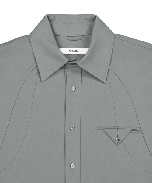 SYNQIA(シンキア)の「カーブドパネルハーフスリーブシャツクラウドグレー(シャツ/ブラウス・メンズ・その他・LARGE/SMALL/MEDIUM)」の5枚目の写真