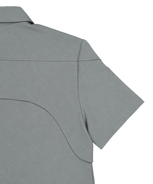 SYNQIA(シンキア)の「カーブドパネルハーフスリーブシャツクラウドグレー(シャツ/ブラウス・メンズ・その他・LARGE/SMALL/MEDIUM)」の8枚目の写真