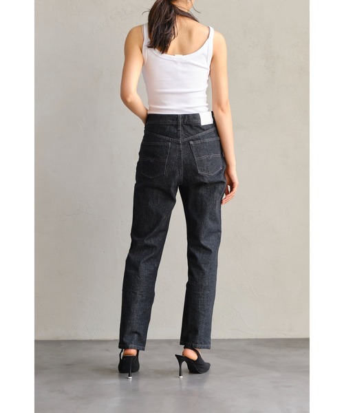 RUGGEDWORKS（ラゲッドワークス）の「《CIMARRON JEANS CORE》CLAUDIA SLIM TAPERED/スリムテーパード（デニムパンツ・レディース・ネイビー/チャコールグレー/ブラック・24inch/25inch/23inch/26inch/27inch）」の6枚目の写真
