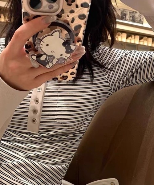 Sibra（シブラ）の「配色ヘンリーネック ボーダーリブ長袖トップス（Tシャツ/カットソー・レディース・ブルー/アイボリー・M）」の7枚目の写真