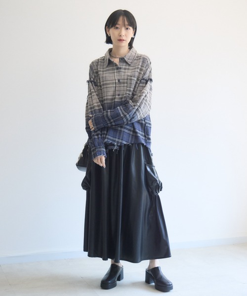 Paradise Picnic（パラダイスピクニック）の「裾フリンジチェックシャツ（シャツ/ブラウス・レディース・レッド/ベージュ/ネイビー・FREE）」の13枚目の写真