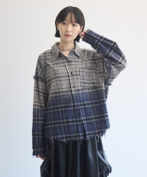 Paradise Picnic（パラダイスピクニック）の「裾フリンジチェックシャツ（シャツ/ブラウス・レディース・レッド/ベージュ/ネイビー・FREE）」の16枚目の写真