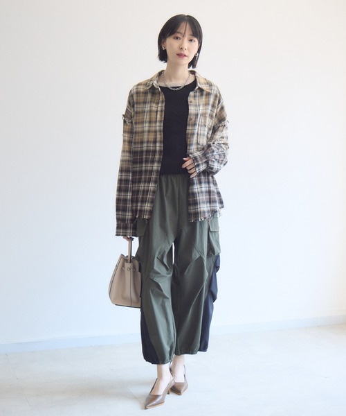 Paradise Picnic（パラダイスピクニック）の「裾フリンジチェックシャツ（シャツ/ブラウス・レディース・レッド/ベージュ/ネイビー・FREE）」の4枚目の写真