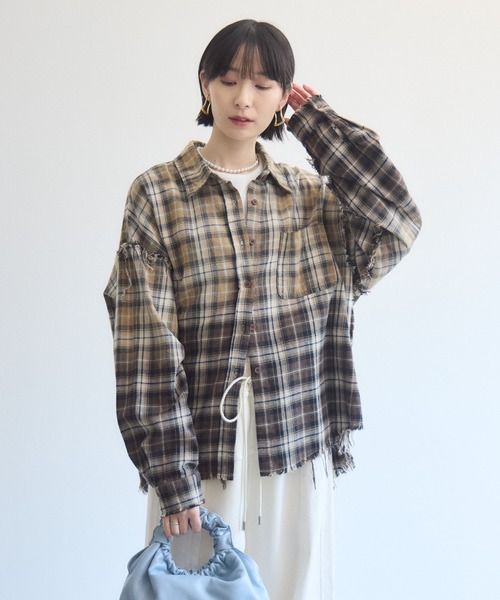 Paradise Picnic（パラダイスピクニック）の「裾フリンジチェックシャツ（シャツ/ブラウス・レディース・レッド/ベージュ/ネイビー・FREE）」の9枚目の写真