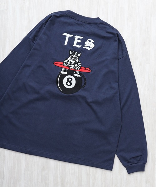The Endless Summer(エンドレスサマー)の「TES EIGHT BALL OUTLAWS EMB LONG SLEEVE BIG T-SHIRT / ロンT(Tシャツ/カットソー・メンズ・ブラック/ネイビー/ホワイト・SMALL/MEDIUM/LARGE/X-LARGE/XX-LARGE)」の3枚目の写真