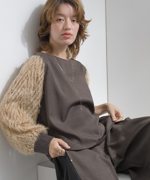 Material(Avenue)(マテリアル)の「【Material】サージ×フリンジジャガード 袖切替 バックジップ プルオーバーブラウス セットアップ可(シャツ/ブラウス・レディース・ブラック/ダークブラウン/杢グレー・FREE)」の3枚目の写真