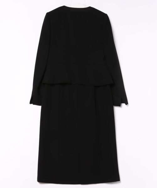 prendre la joie（プレンドレラジョア）の「V開きノーカラーワンピーススーツ  トール／ロング丈 ブラックフォーマル 前開き（アンサンブル・レディース・ブラック・7号/9号/13号/15号/17号/11号）」の2枚目の写真